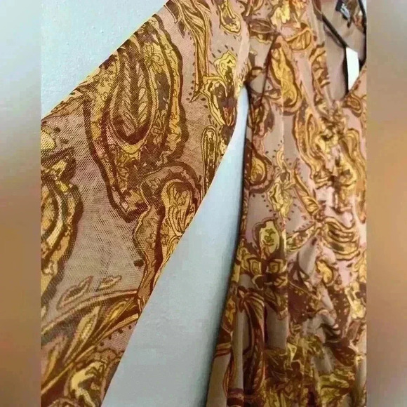 💚 New With Tags Large Mesh Boho Long Sleeve Dress - Picture 4 of 9